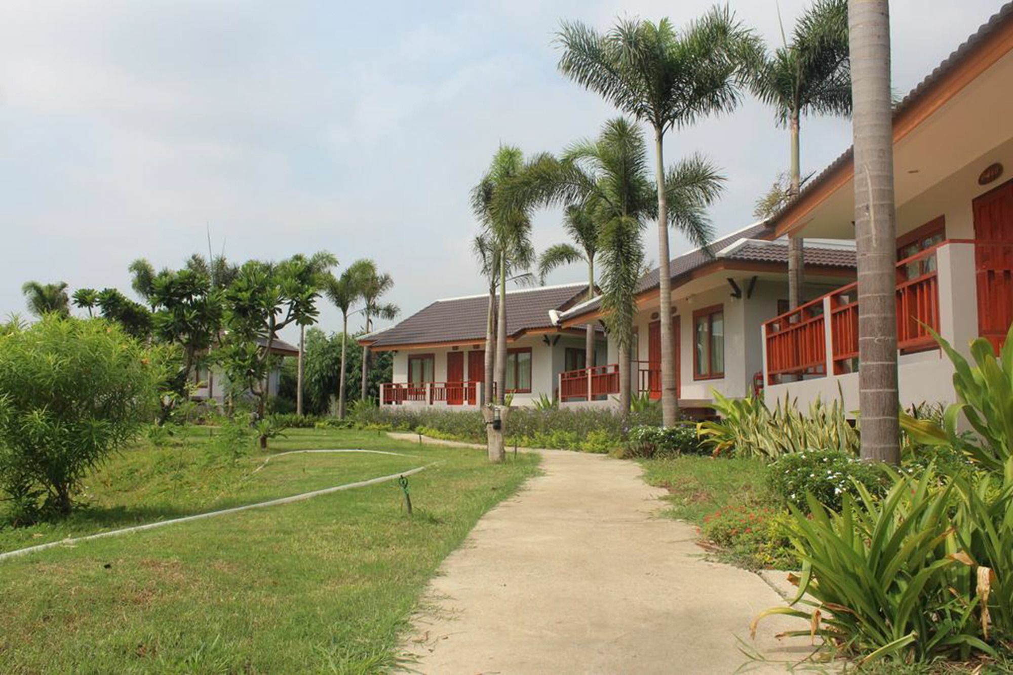 Resort Railumpoo Nakhon Sawan Esterno foto